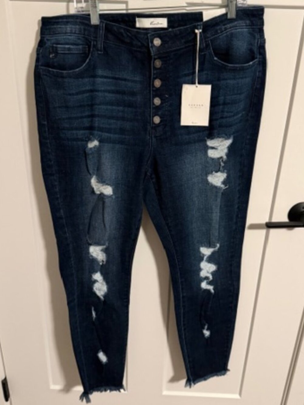 NWT Kancan Skinny Size 2XL